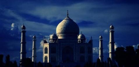 Overnight Taj Mahal Tour 